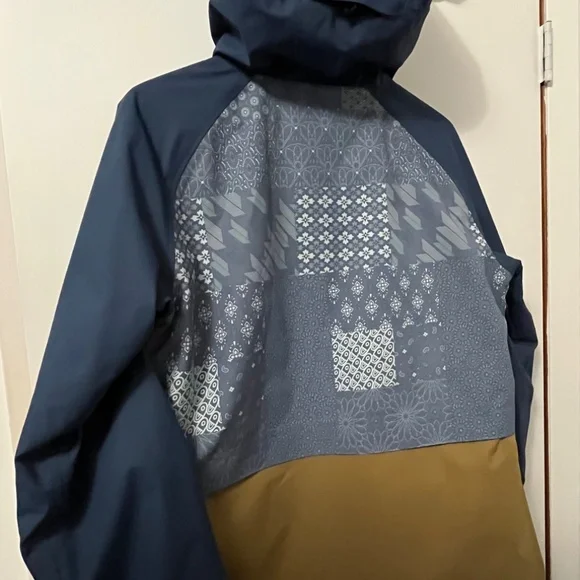 Airblaster Snowboard Jacket - Picture 2 of 7